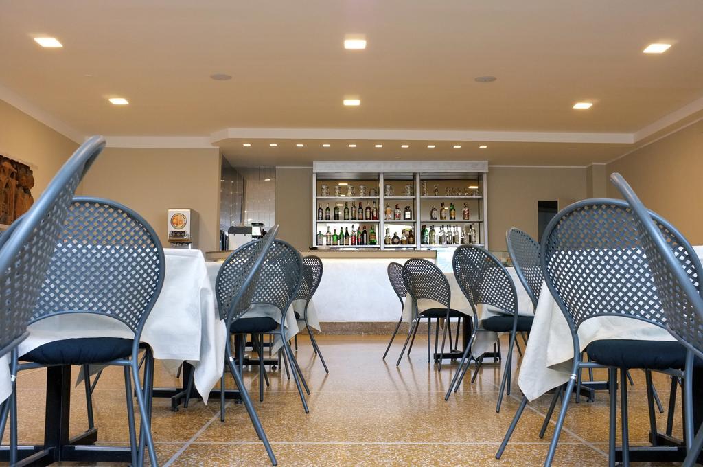Hotel Palace Varazze Buitenkant foto