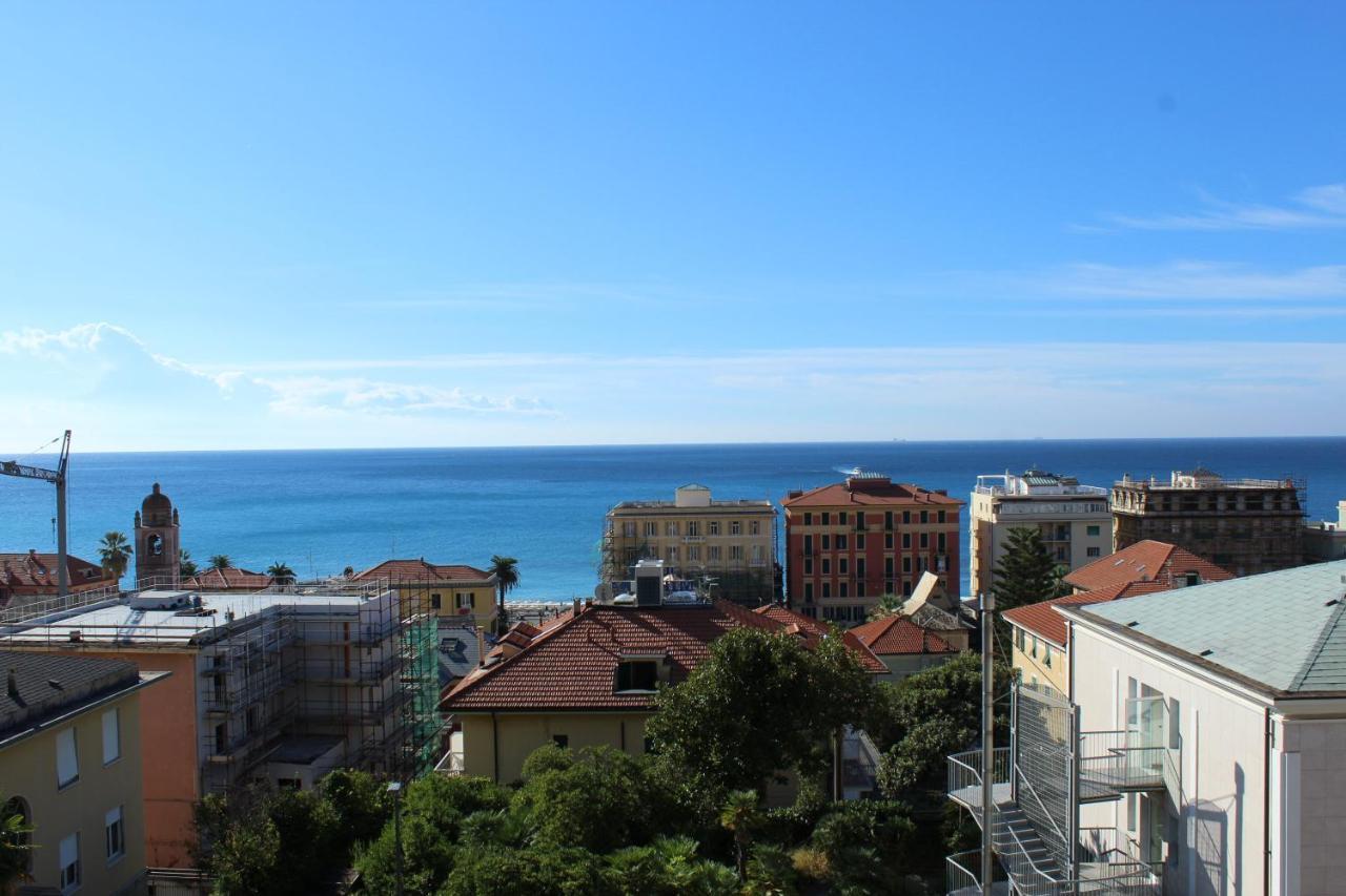 Hotel Palace Varazze Buitenkant foto